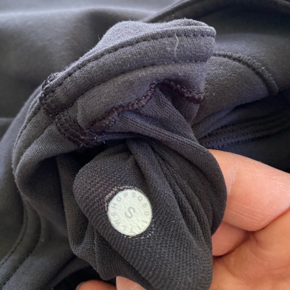 Lululemon Reveal Crop 15” 🍋 - Picture 5 of 5